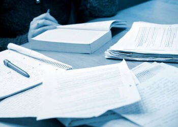 Academic Writing Style in Dissertation Preparation