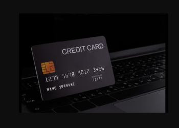 How Using a Credit Card Responsibly Can Boost Your Credit Score