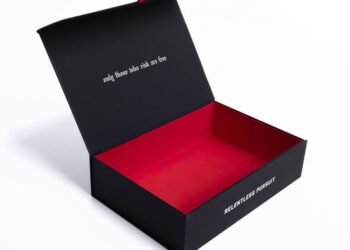 custom apparel boxes