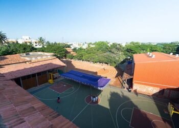 64acb95599ac47b5b1885433 schoolcampus