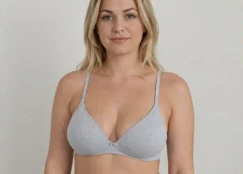 Breast Reduction Surgery In Delhi Dr Rajat Gupta RG Aesthetics Cosmetic Plastic Surgeon 640x595.jpg 1