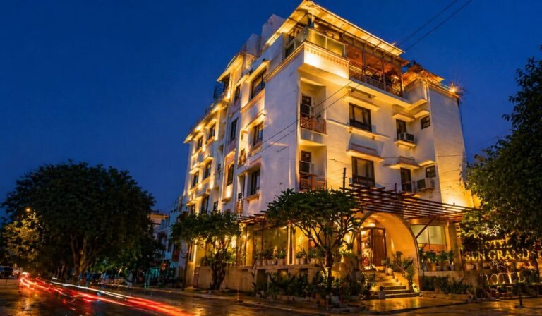 Premium Hotels in Agra: How to Choose the Right Stay Near the Taj Mahal Untitled design 66